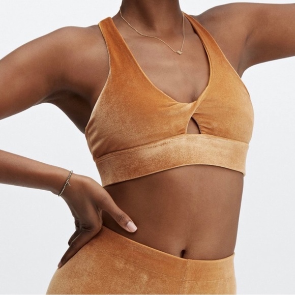 Gold Oasis Crushed Velour Twist Sports Bra - Picture 3 of 5